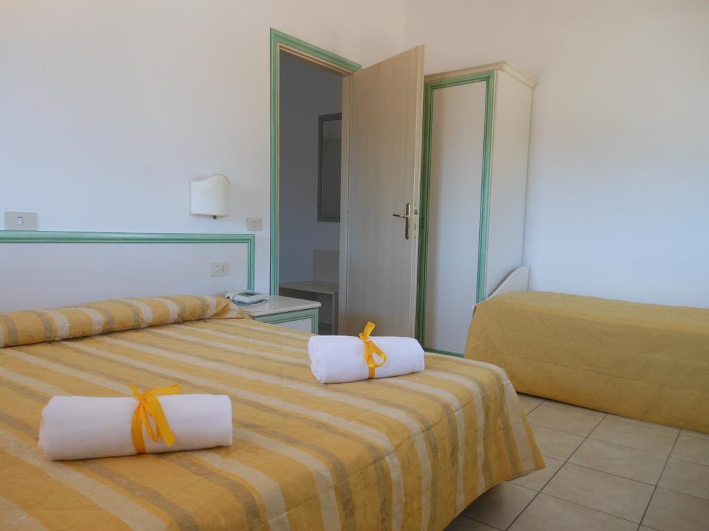Hotel Due Torri Porto Azzurro Extérieur photo