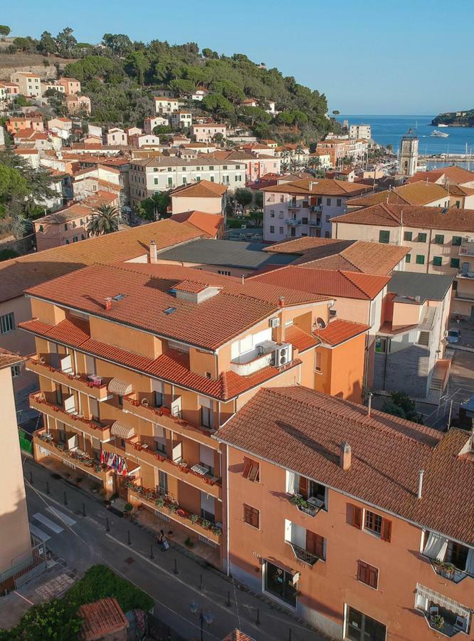 Hotel Due Torri Porto Azzurro Extérieur photo